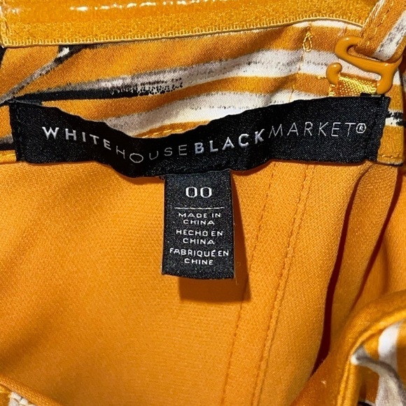 The Skinny Crop White House Black Market Pants and Palm-Print Bustier Set. - Picture 4 of 11